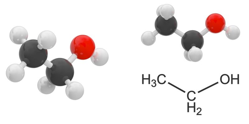 alcoholes-molecula-etanol-e1561927357481