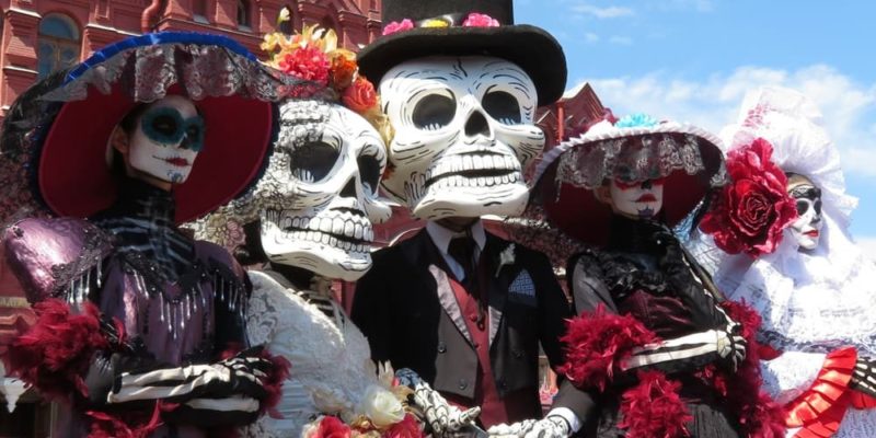 cultura-mexicana-dia-de-los-muertos-e1581810613890
